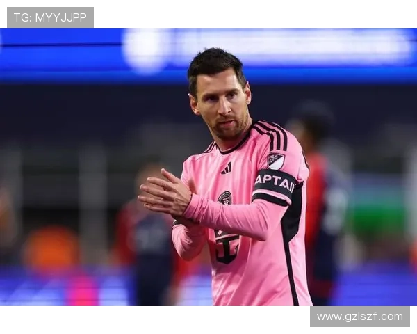 足球明星的形象特点分析与影响力探讨：从场上表现到场外魅力的全面解读