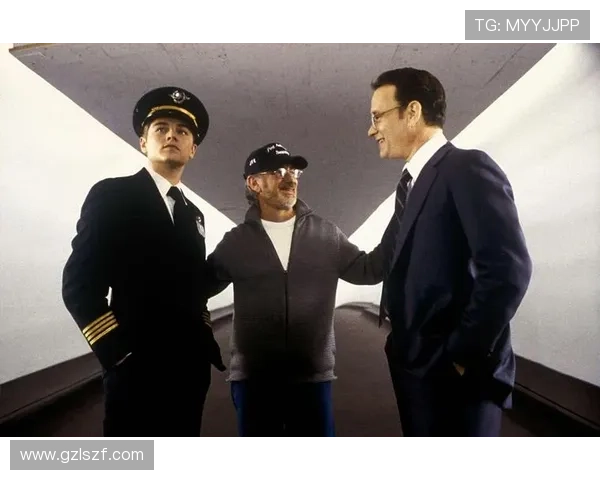 足球明星自传电影探秘：从绿茵场到银幕的传奇人生与奋斗故事