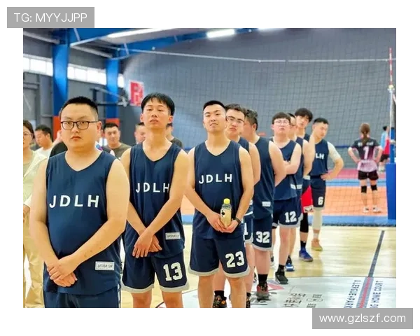 成都篮球队灵活性揭秘：如何在赛场上展现团队智慧与个人技巧